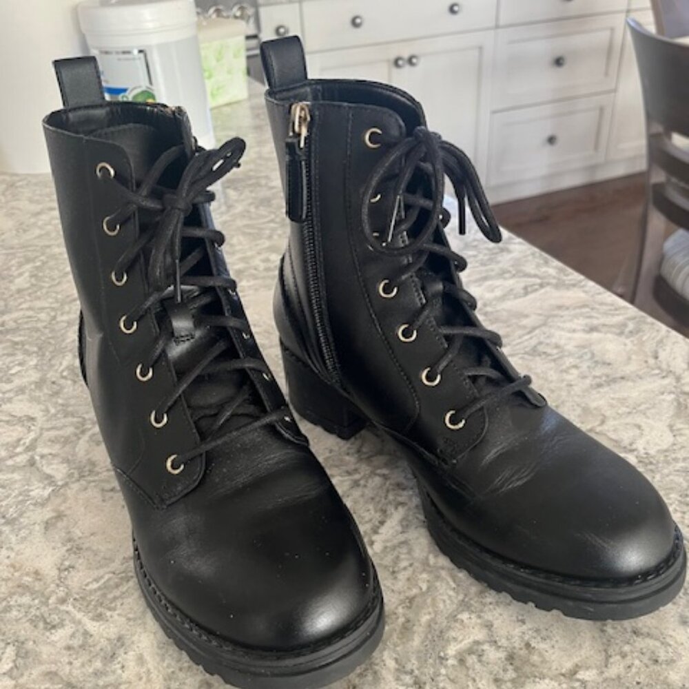 Worn Once Cole Haan Women's Camea Lug Sole Combat Boots Black Leather Size 6